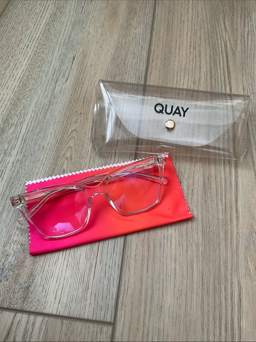 Quay CEO Clear Blue Light Eyeglasses Corporate Chic Clean Girl Modern Academic